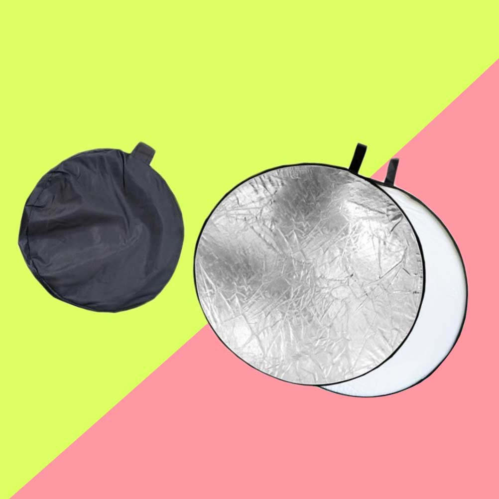 Photography Lighting Diffuser - 2-in-1 写真用リフレクター、ソフトディフューザー、シルバーとホワイトの2色、折りたたみ式で持ち運び可能なライトリフレクター。ポートレートや屋外撮影に最適。